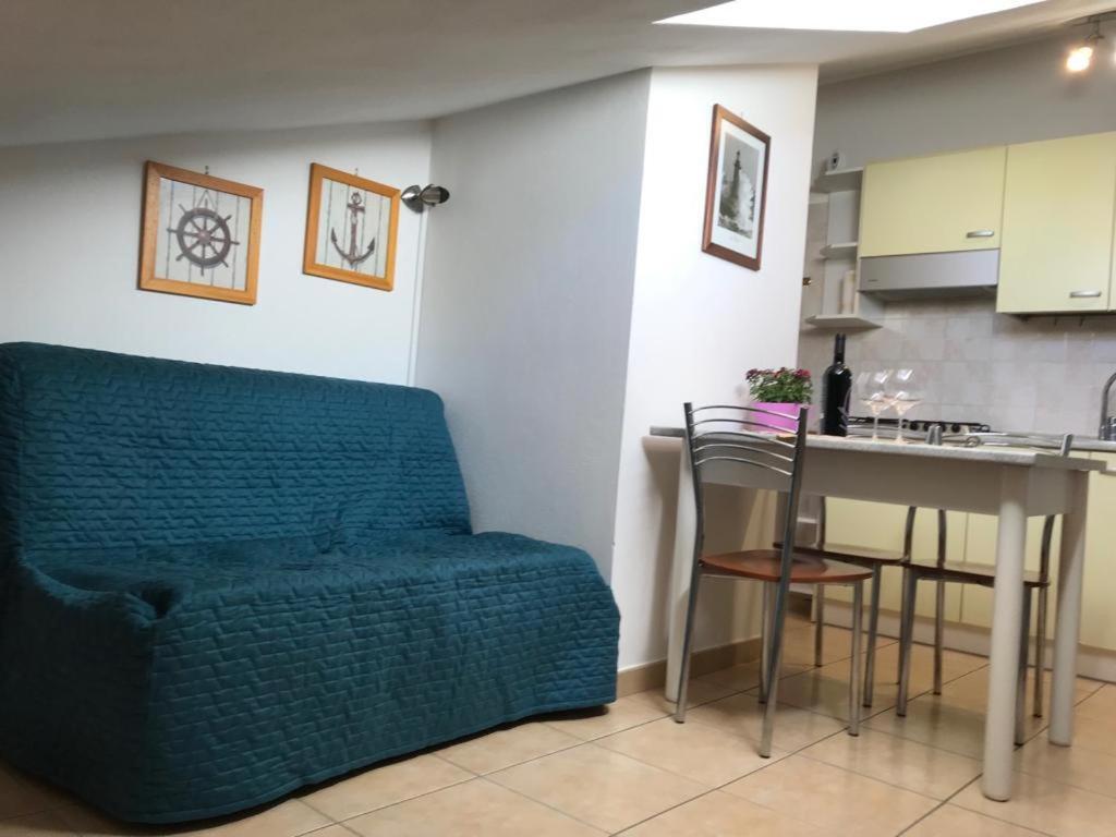 Apartament La Mansardina Porto Torres Zewnętrze zdjęcie